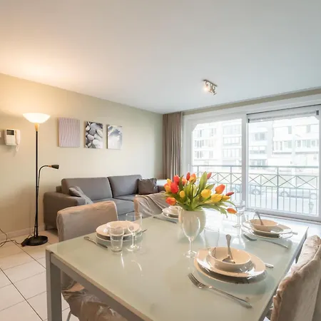 Flipper Nearby The By Interhome 公寓