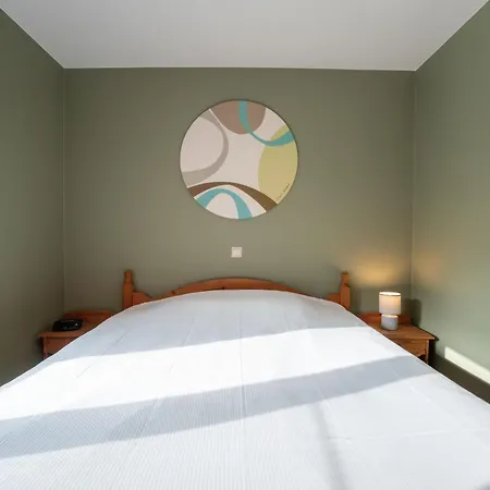 Flipper Nearby The By Interhome 公寓