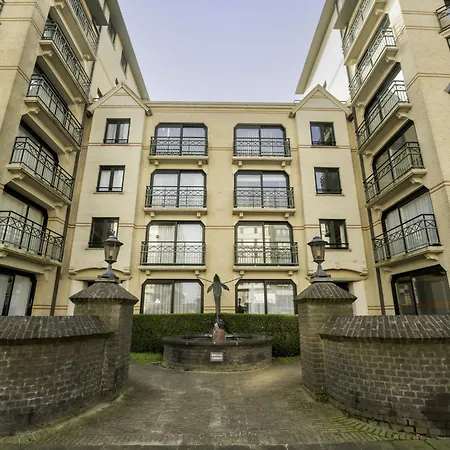 Flipper Nearby The By Interhome 温都尼